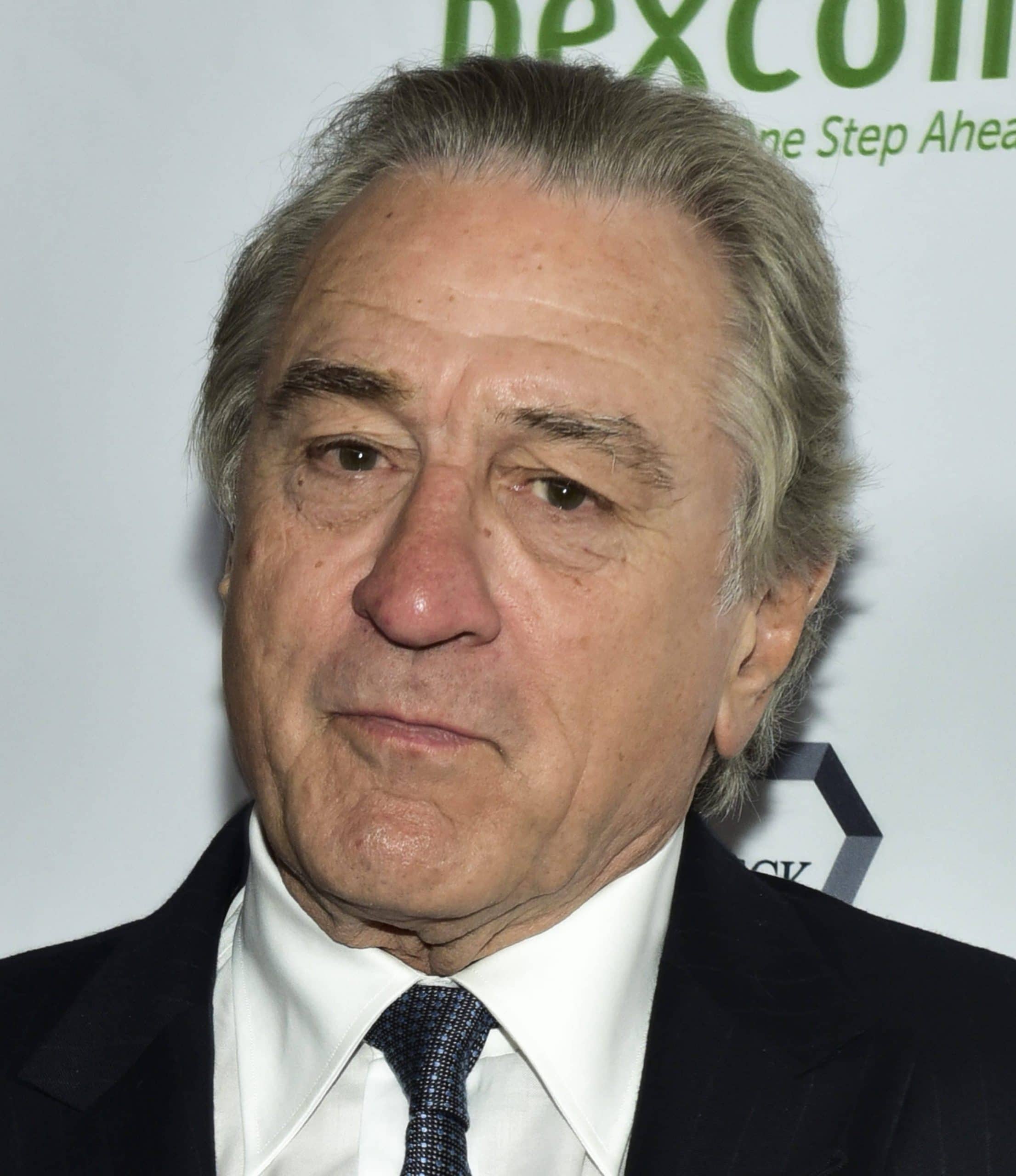 De Niro back on Trump warpath - plus more fast news | The Book of Man