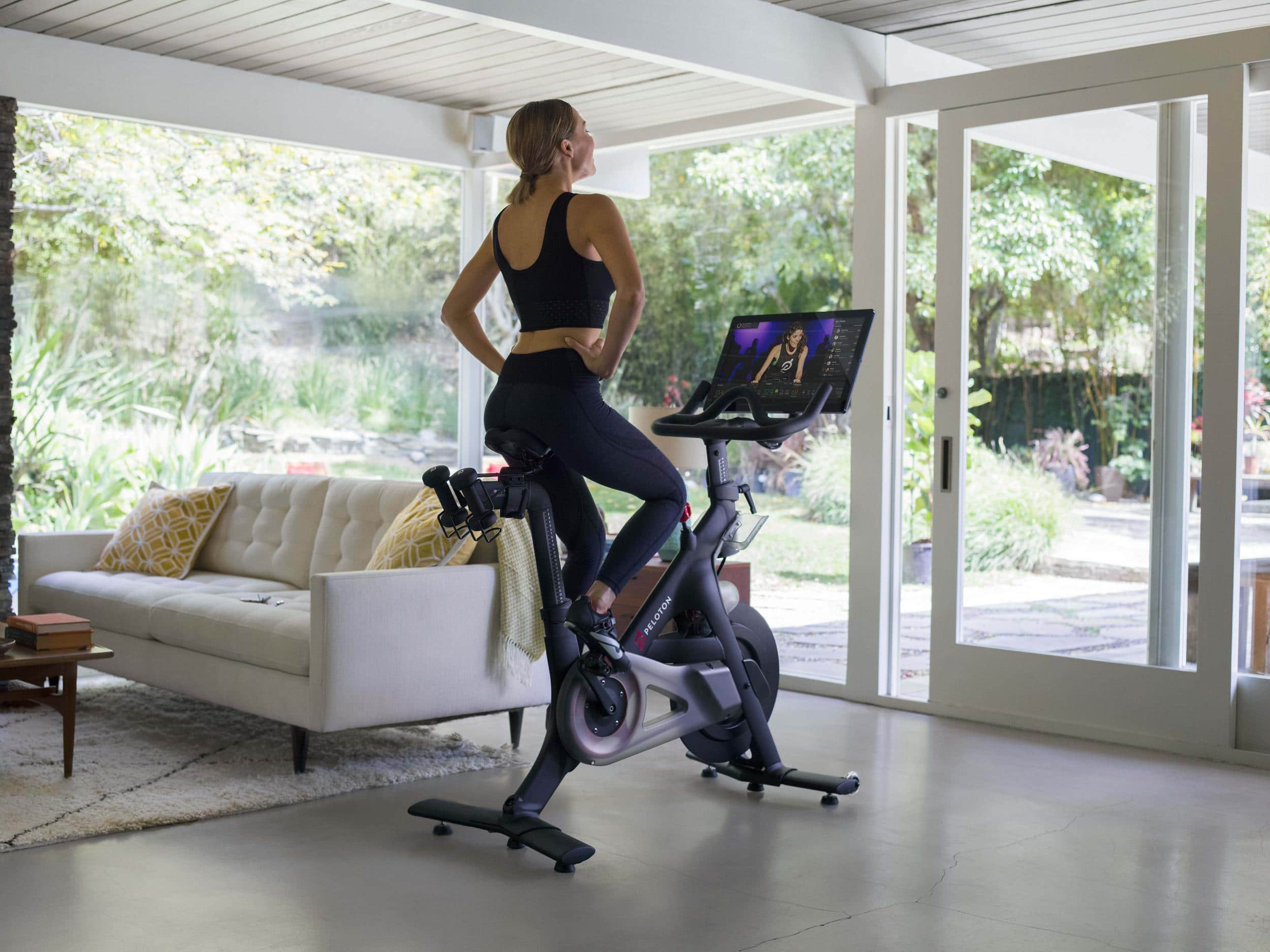 the future of fitness: virtual trainer