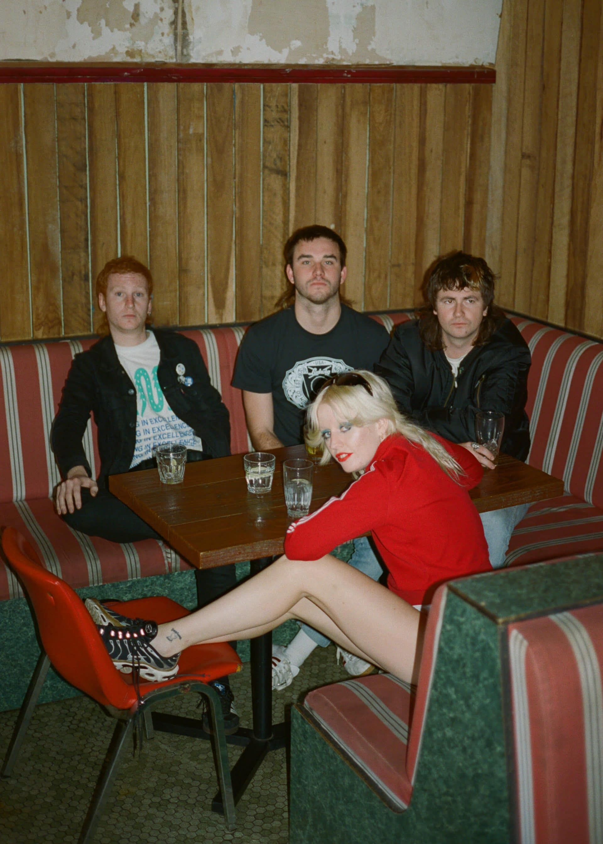 Amyl and the Sniffers